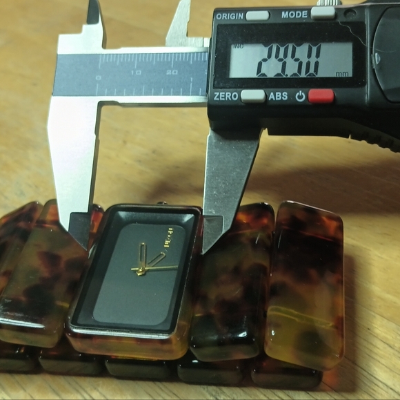 X The Vega Tortoise shell acrylic w/elastic band Black Dial 3 gold hand movement - Picture 9 of 11